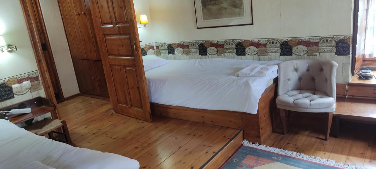 Guesthouse Kazakou ดีมิตซานา ภายนอก รูปภาพ